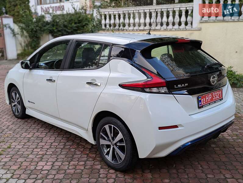 Хэтчбек Nissan Leaf 2020 в Ровно