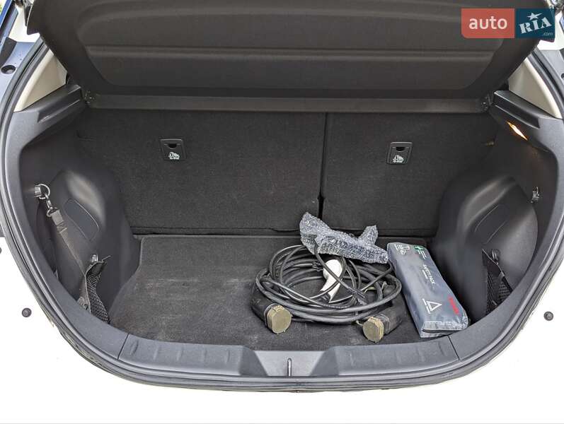 Хэтчбек Nissan Leaf 2020 в Ровно