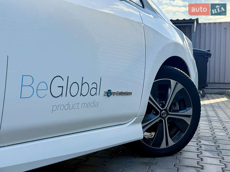 Хетчбек Nissan Leaf 2018 в Дніпрі фото 11 Хетчбек Nissan Leaf 2018 в Дніпрі