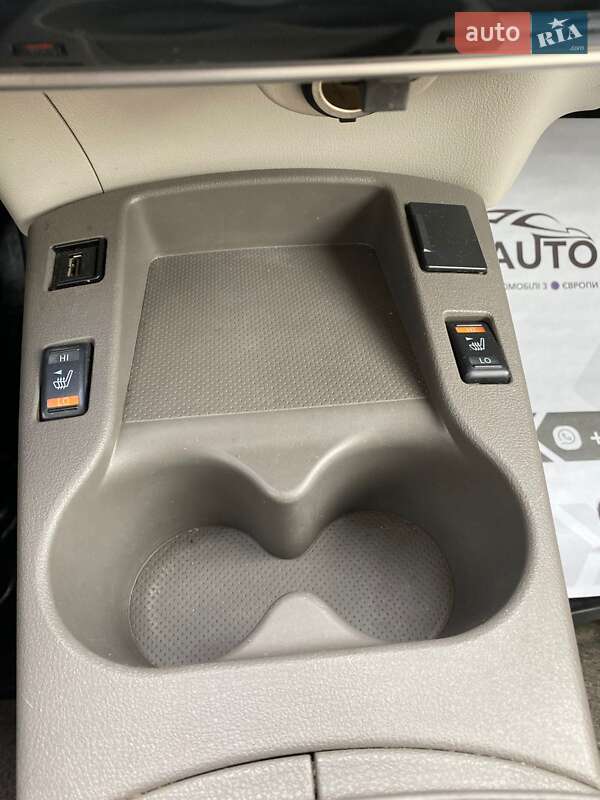 Хэтчбек Nissan Leaf 2012 в Ивано-Франковске