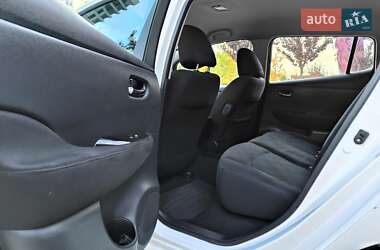 Хэтчбек Nissan Leaf 2014 в 