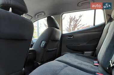 Хэтчбек Nissan Leaf 2014 в 