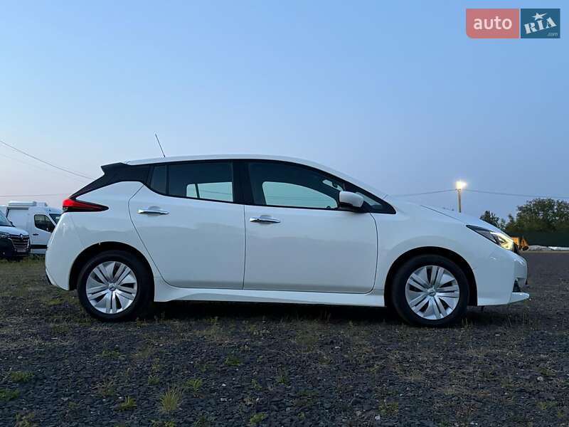 Хэтчбек Nissan Leaf 2020 в Николаеве