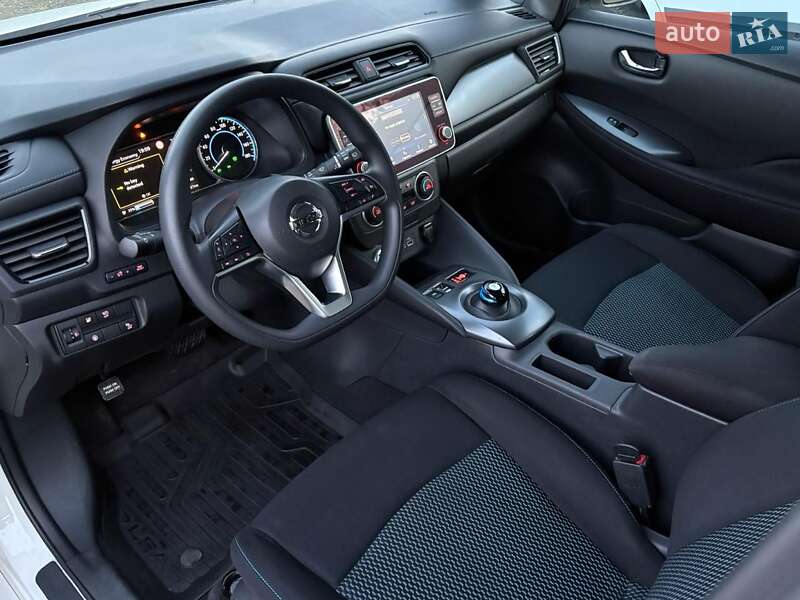 Хэтчбек Nissan Leaf 2020 в Николаеве