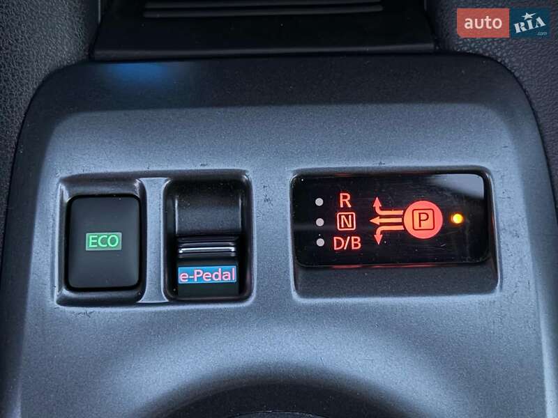 Хэтчбек Nissan Leaf 2020 в Николаеве