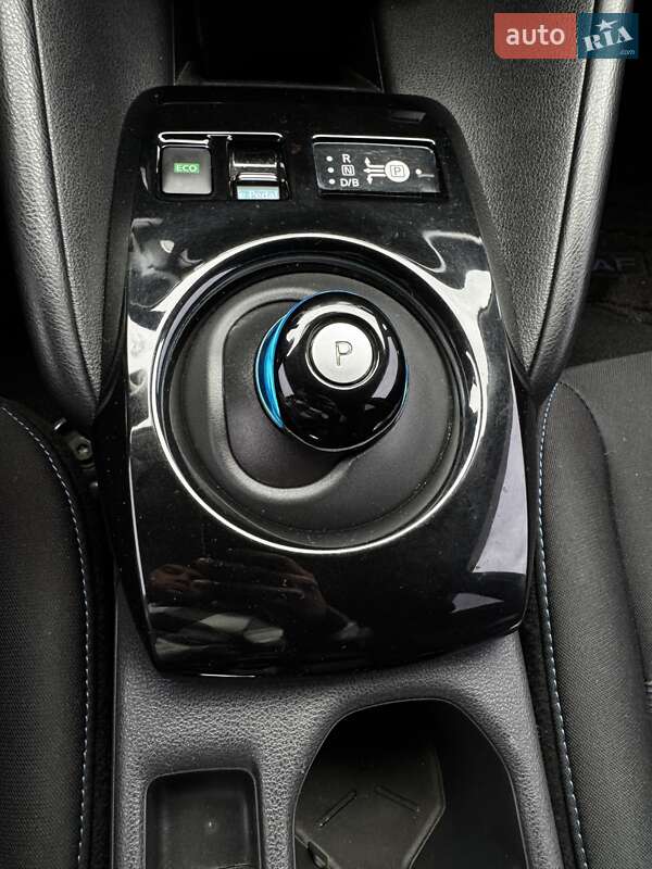 Хэтчбек Nissan Leaf 2020 в Киеве фото 21 Хэтчбек Nissan Leaf 2020 в Киеве