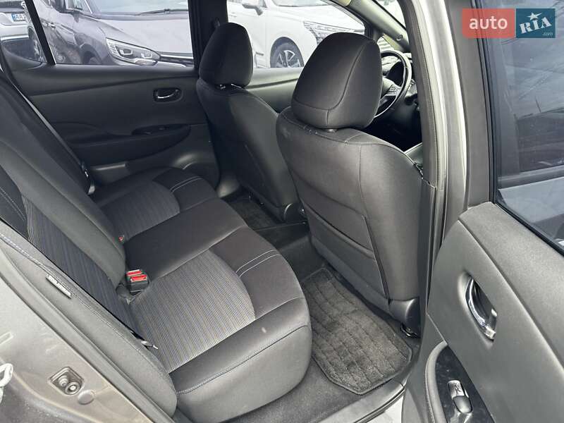 Хэтчбек Nissan Leaf 2020 в Киеве фото 22 Хэтчбек Nissan Leaf 2020 в Киеве