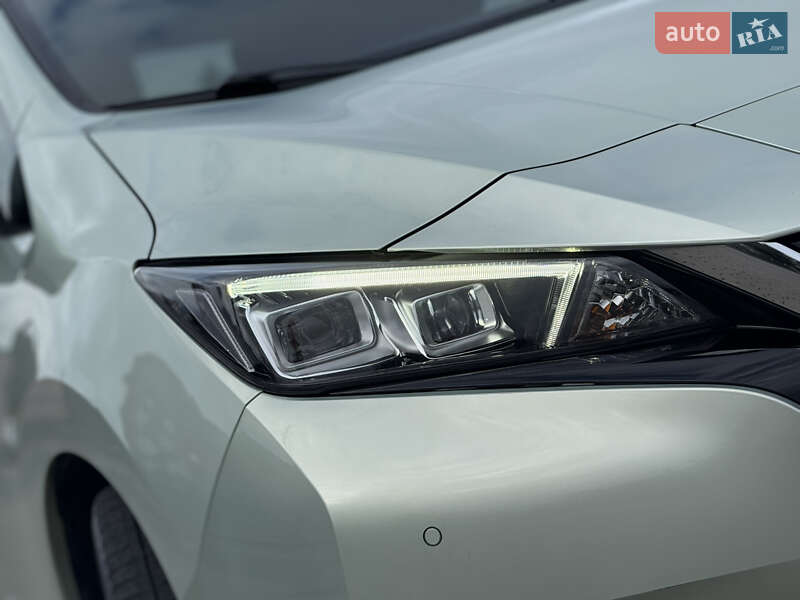 Хетчбек Nissan Leaf 2018 в Дрогобичі