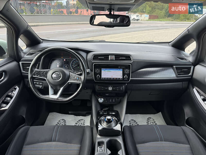 Хетчбек Nissan Leaf 2018 в Дрогобичі