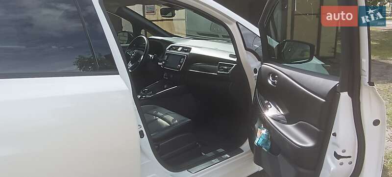 Хэтчбек Nissan Leaf 2021 в Харькове