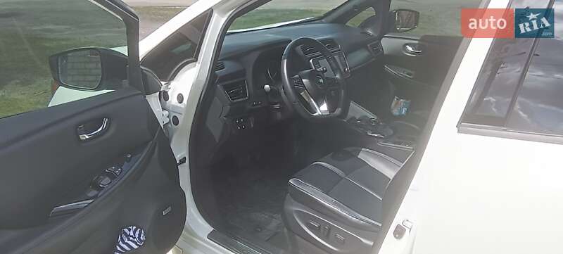 Хэтчбек Nissan Leaf 2021 в Харькове