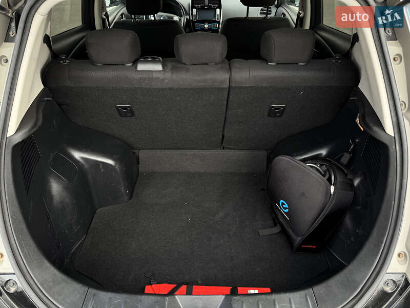 Хетчбек Nissan Leaf 2013 в Вінниці