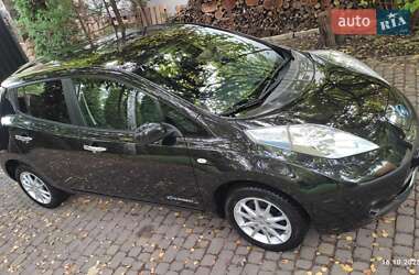 Хетчбек Nissan Leaf 2015 в Івано-Франківську Хетчбек Nissan Leaf 2015 в Івано-Франківську