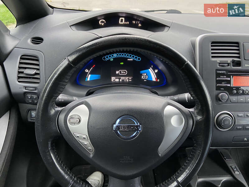 Хетчбек Nissan Leaf 2014 в Вінниці