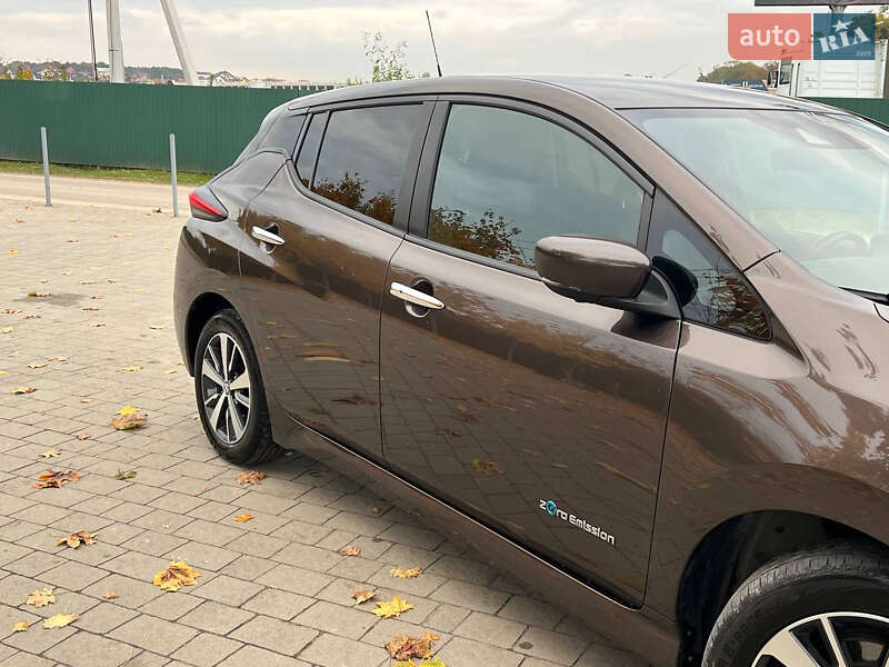 Хэтчбек Nissan Leaf 2019 в Львове фото 34 Хэтчбек Nissan Leaf 2019 в Львове