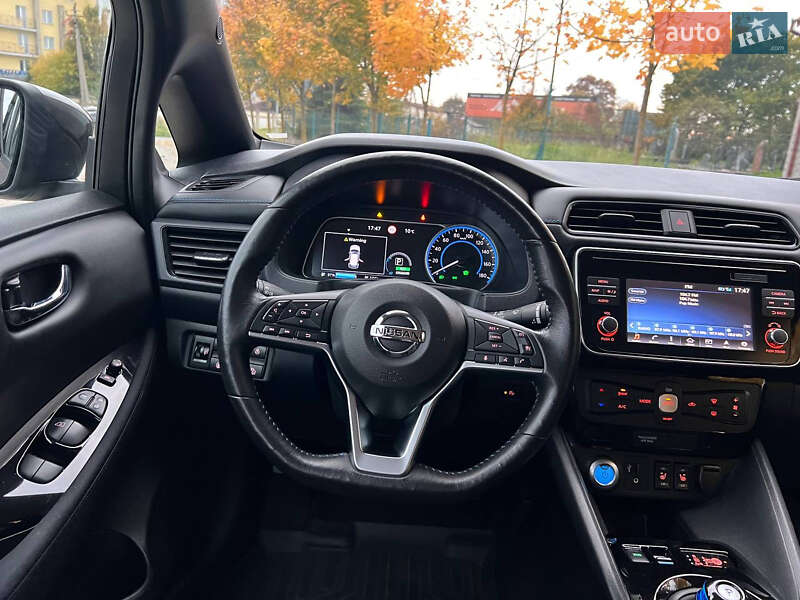 Хэтчбек Nissan Leaf 2019 в Львове фото 40 Хэтчбек Nissan Leaf 2019 в Львове