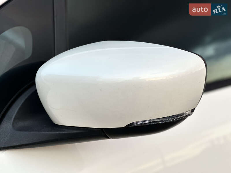 Хетчбек Nissan Leaf 2019 в Рівному