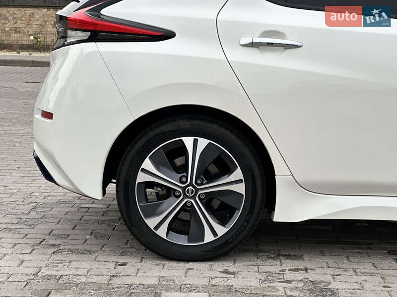 Хетчбек Nissan Leaf 2019 в Рівному