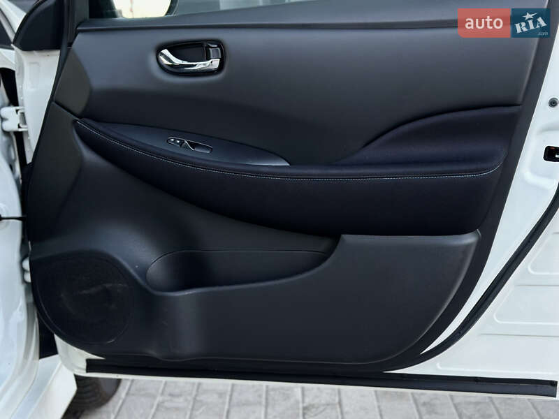 Хетчбек Nissan Leaf 2019 в Рівному