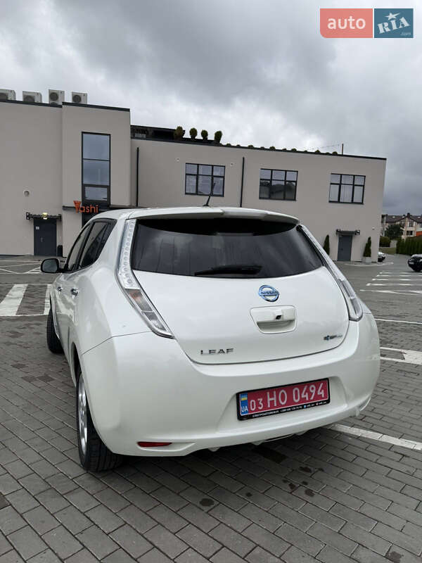 Хэтчбек Nissan Leaf 2014 в Ровно фото 3 Хэтчбек Nissan Leaf 2014 в Ровно