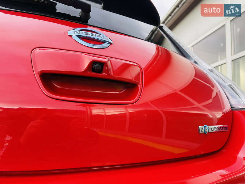 Хэтчбек Nissan Leaf 2016 в Ровно