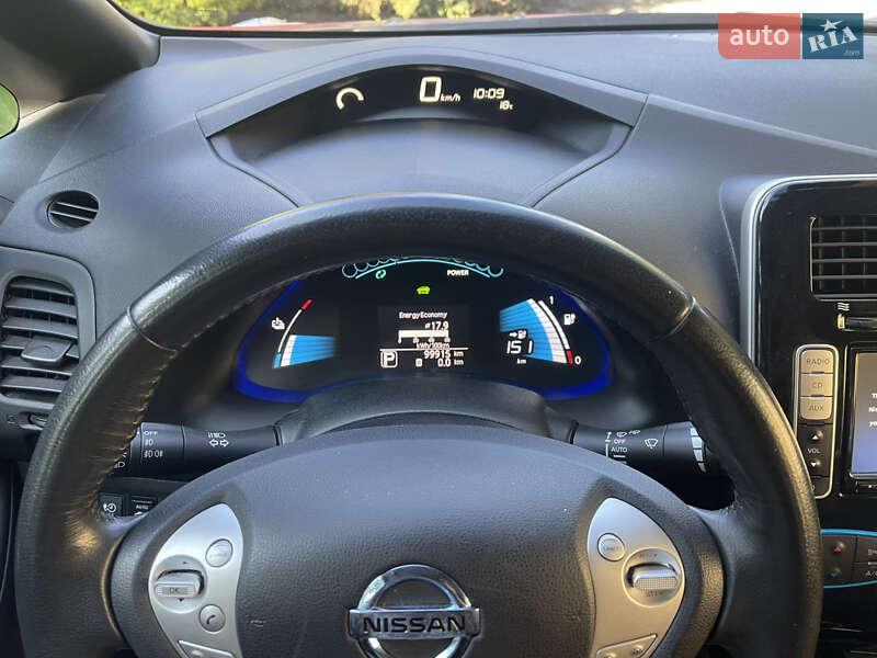 Хэтчбек Nissan Leaf 2016 в Ровно