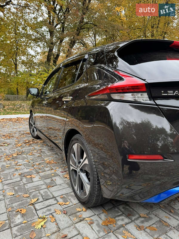Хэтчбек Nissan Leaf 2018 в Дрогобыче