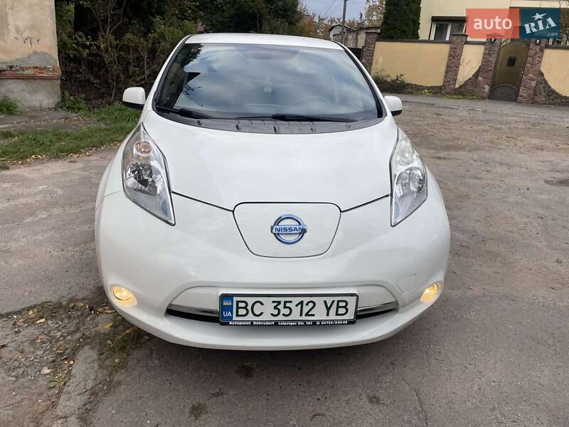 Хэтчбек Nissan Leaf 2017 в Львове фото Хэтчбек Nissan Leaf 2017 в Львове