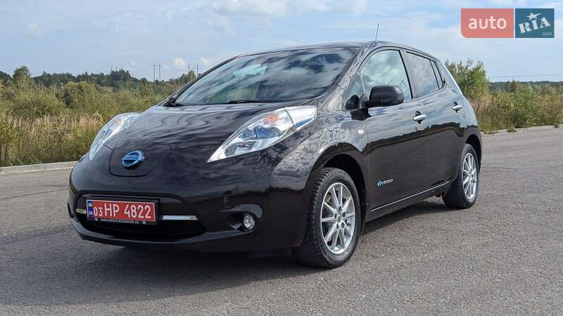 Хетчбек Nissan Leaf 2016 в Дрогобичі