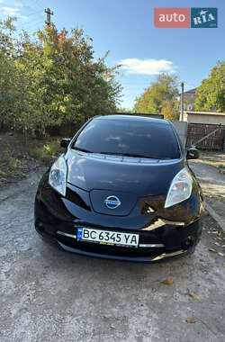 Хэтчбек Nissan Leaf 2014 в Днепре
