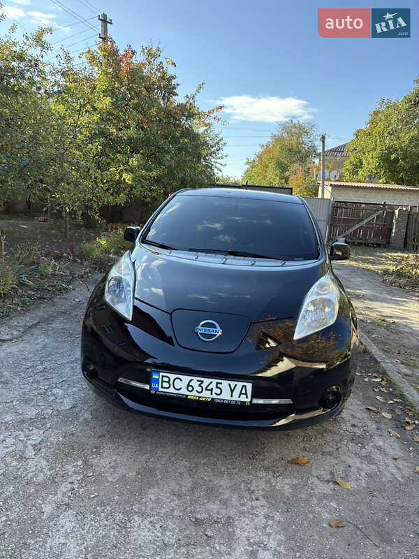 Хэтчбек Nissan Leaf 2014 в Днепре фото 2 Хэтчбек Nissan Leaf 2014 в Днепре