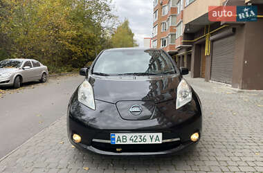 Хэтчбек Nissan Leaf 2014 в 