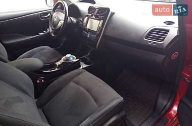 Хэтчбек Nissan Leaf 2015 в Запорожье