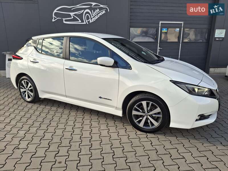 Хэтчбек Nissan Leaf 2020 в Луцке фото 2 Хэтчбек Nissan Leaf 2020 в Луцке