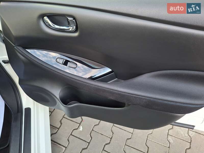 Хэтчбек Nissan Leaf 2020 в Луцке фото 16 Хэтчбек Nissan Leaf 2020 в Луцке