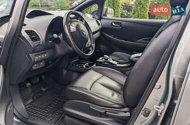Хэтчбек Nissan Leaf 2013 в 