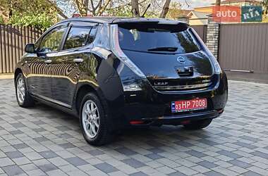 Хэтчбек Nissan Leaf 2014 в 