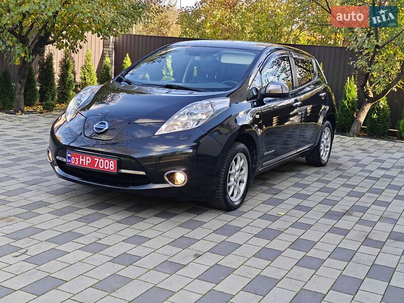 Хэтчбек Nissan Leaf 2014 в Ивано-Франковске
