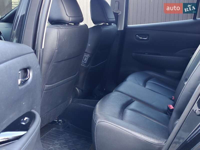 Хэтчбек Nissan Leaf 2014 в Ивано-Франковске