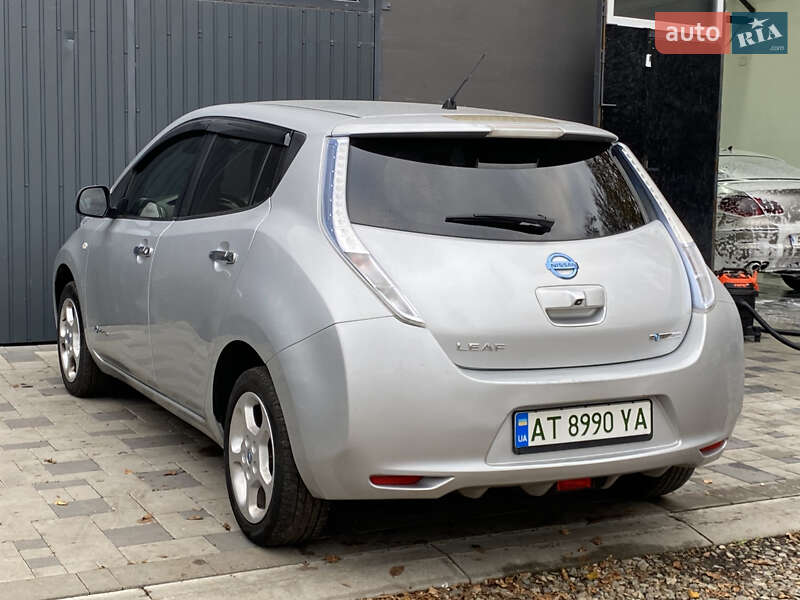 Хэтчбек Nissan Leaf 2011 в Калуше фото 4 Хэтчбек Nissan Leaf 2011 в Калуше