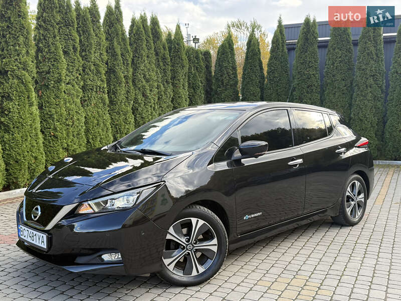 Хэтчбек Nissan Leaf 2018 в Трускавце