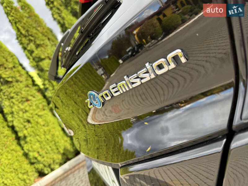 Хэтчбек Nissan Leaf 2018 в Трускавце