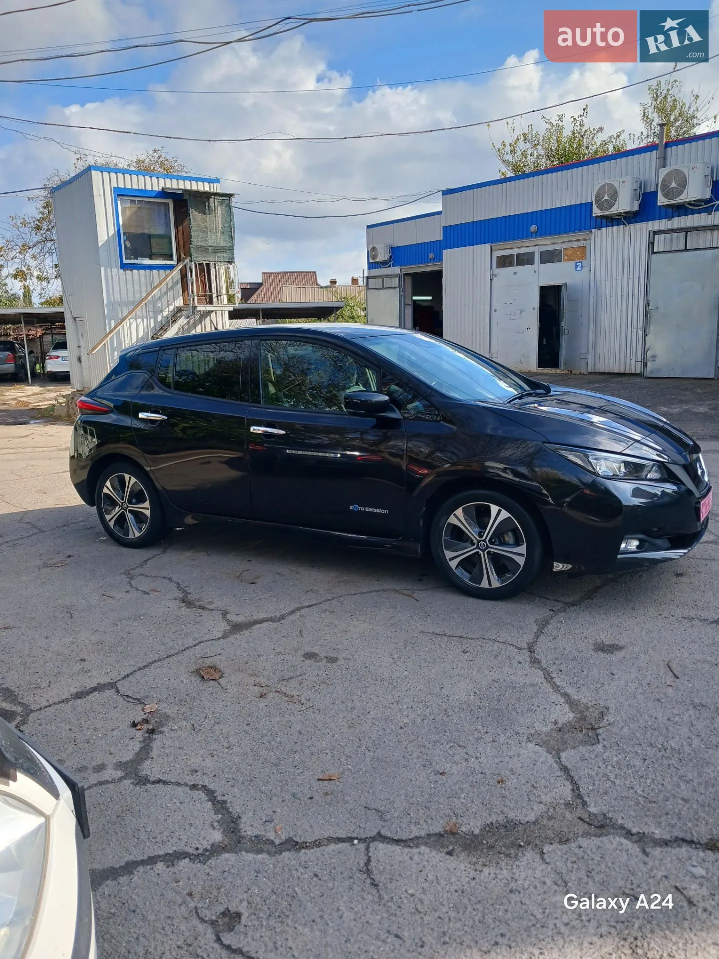 2019 Nissan Leaf - мініатюра 2