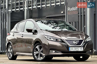 Хетчбек Nissan Leaf 2018 в Києві
