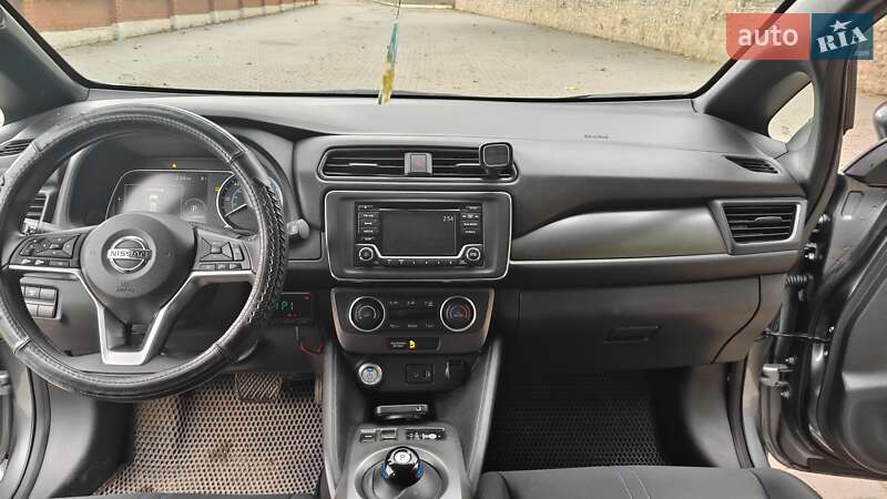 Хэтчбек Nissan Leaf 2019 в Одессе фото 12 Хэтчбек Nissan Leaf 2019 в Одессе