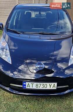Хэтчбек Nissan Leaf 2014 в 