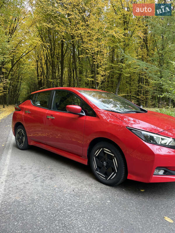 Хетчбек Nissan Leaf 2022 в Луцьку фото 2 Хетчбек Nissan Leaf 2022 в Луцьку