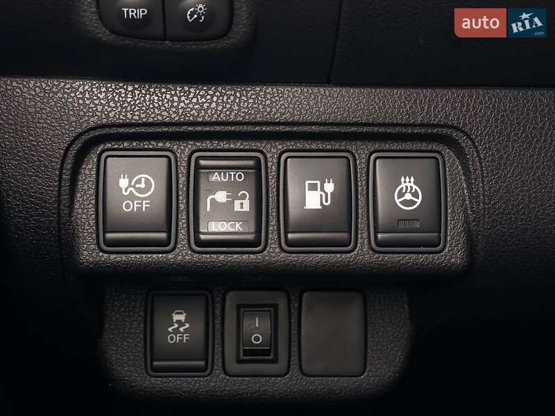 Хетчбек Nissan Leaf 2013 в Києві