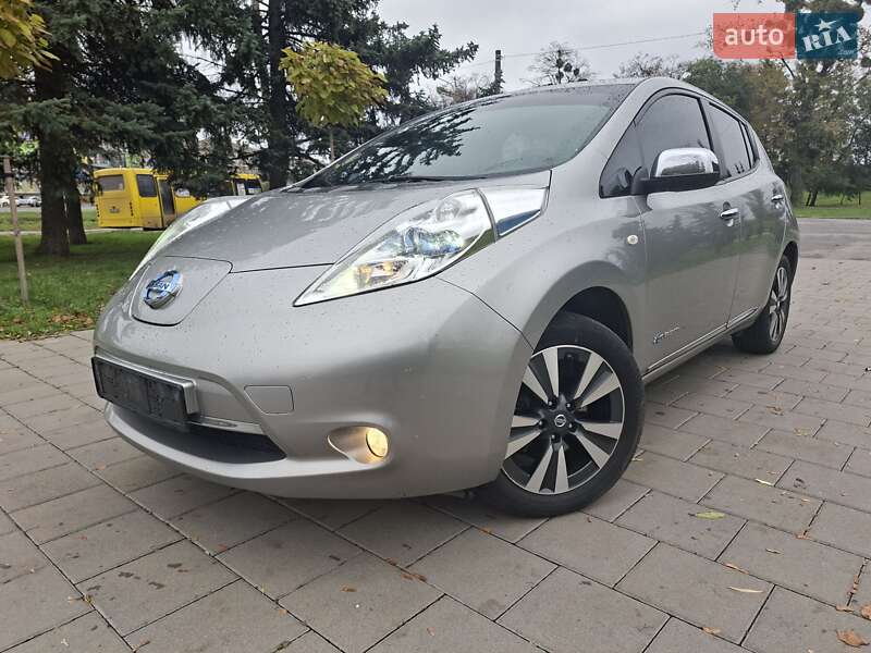Хэтчбек Nissan Leaf 2016 в Виннице