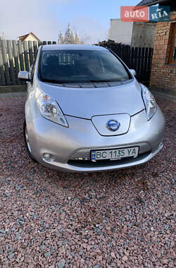 Хетчбек Nissan Leaf 2013 в Дрогобичі